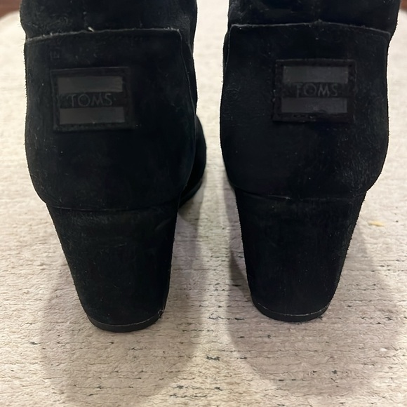 Tom's black wedge booties size 11 - Picture 5 of 9